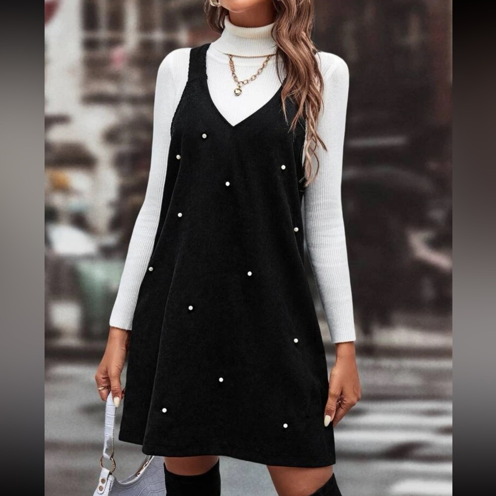 Pears detail overall dress without sweater